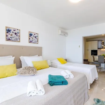 Apartmán Apartmetns Sandito-one-bedroom With Terrace And Sea View *